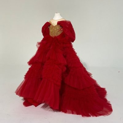 gown