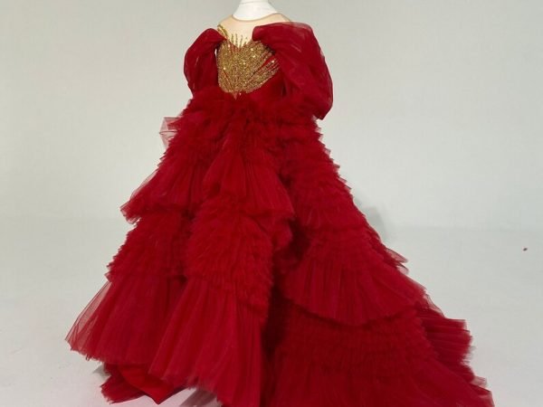 gown